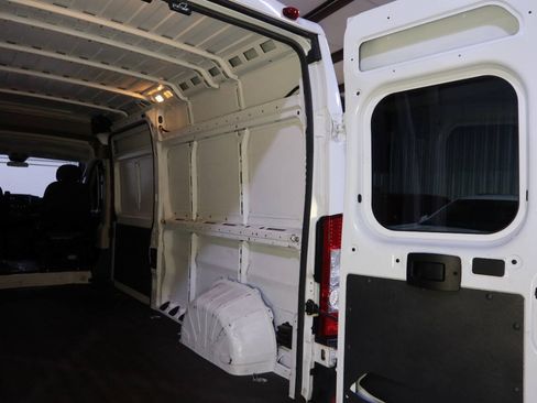 Used 2021 RAM ProMaster 2500 FWD image 16