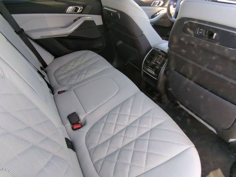 New 2026 BMW X5 xDrive40i w/ Climate Comfort Package AWD/4WD image 14