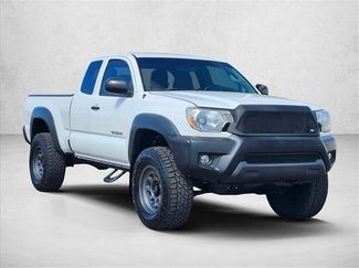 Used 2014 Toyota Tacoma PreRunner w/ Convenience Package RWD video 3