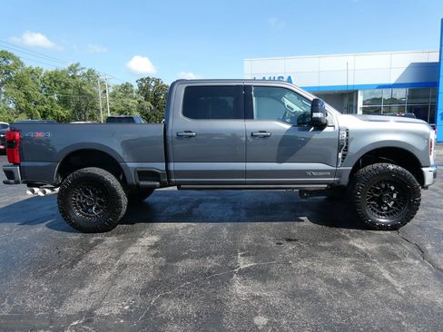 Used 2026 Ford F250 Lariat AWD/4WD image 4