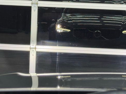 Used 2017 Volvo V90 T6 Cross Country image 27