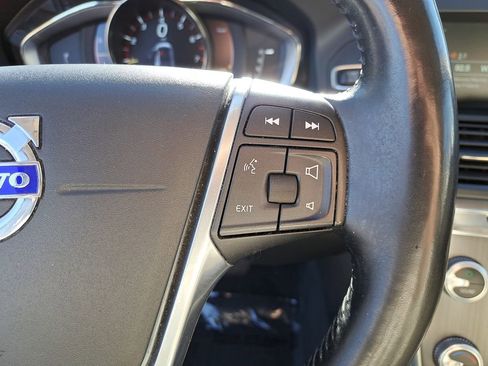 Used 2016 Volvo XC60 T6 Platinum w/ Climate Package image 20