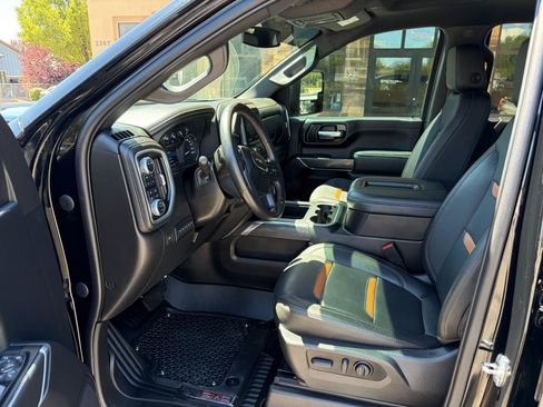 Used 2022 GMC Sierra 3500 AT4 w/ Gooseneck/5TH Wheel Package AWD/4WD image 4