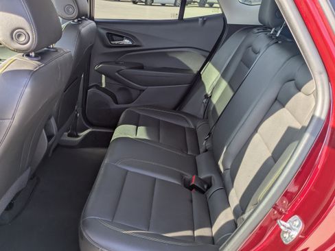 Used 2024 Chevrolet Trax ACTIV w/ Sunroof Package FWD image 14