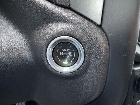 Used 2021 Chevrolet Silverado 1500 RST w/ Texas Edition Plus AWD/4WD image 15