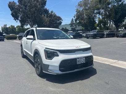 Used 2024 Kia Niro Wave w/ Wave Preserve Package