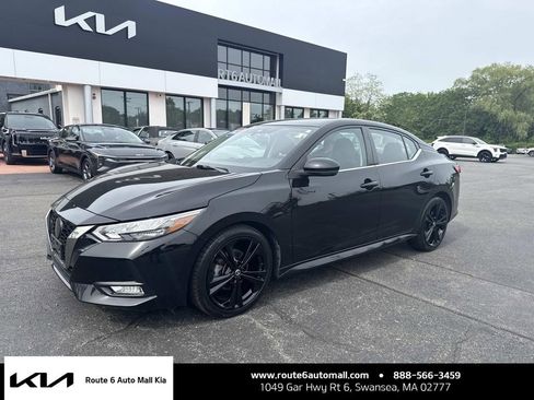 Used 2022 Nissan Sentra SR FWD image 1