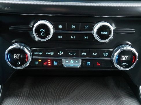 Certified 2021 Ford F150 Platinum w/ Equipment Group 701A High image 20