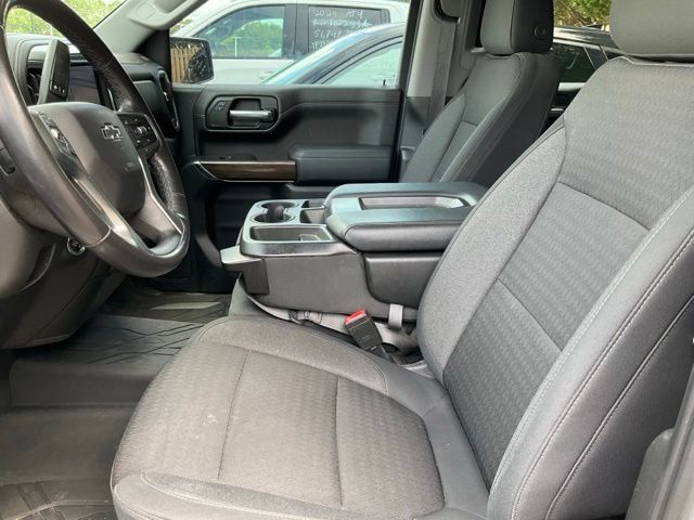 Used 2021 Chevrolet Silverado 1500 RST w/ Bed Protection Package AWD/4WD image 12