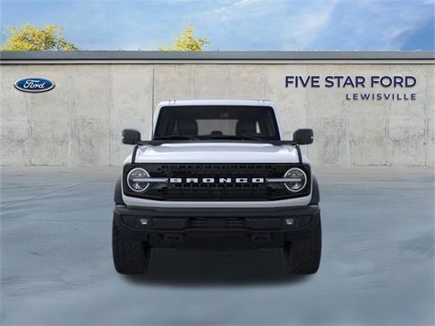 New 2025 Ford Bronco Outer Banks image 7