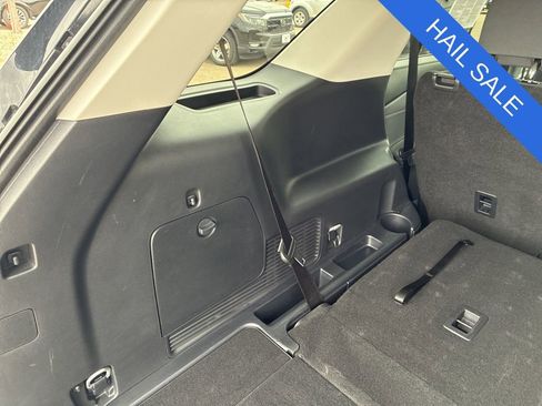 Used 2025 Ford Explorer Active AWD/4WD image 42