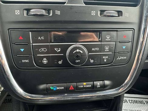 Used 2018 Dodge Grand Caravan GT FWD image 21