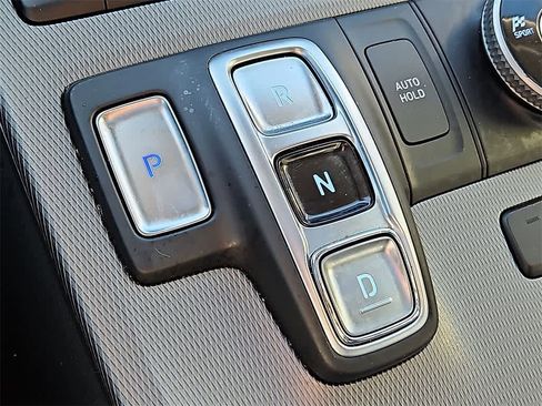 Used 2021 Hyundai Palisade SEL w/ Premium Package image 16