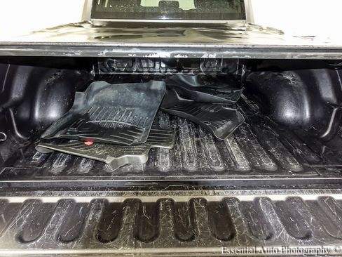 Used 2019 RAM 1500 Express w/ Express Value Package image 21