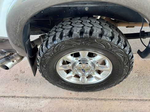 Used 2016 Ford F250 Lariat w/ Lariat Ultimate Package image 29