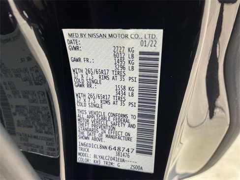 Used 2022 Nissan Frontier SV image 32