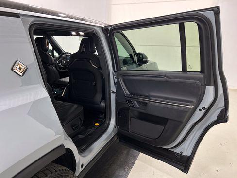 Used 2024 Rivian R1S Adventure AWD/4WD image 19