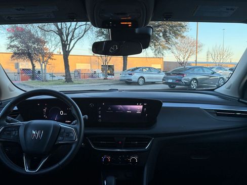 Used 2025 Buick Encore GX Preferred image 33