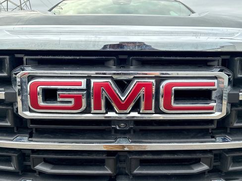 Certified 2025 GMC Acadia Elevation w/ Elevation Premium Package image 31