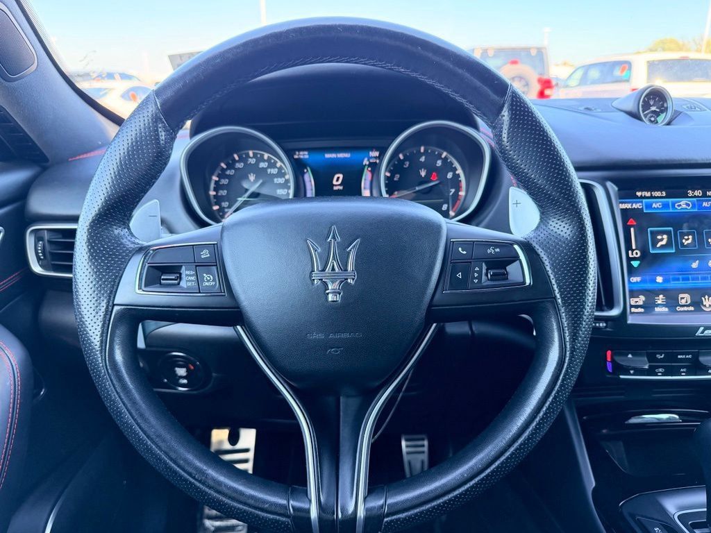 Used 2017 Maserati Levante w/ Sport Package AWD/4WD image 21