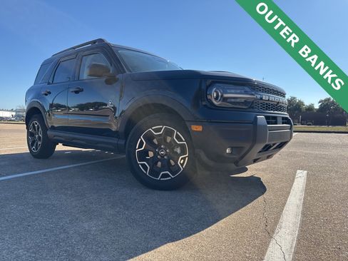 Used 2025 Ford Bronco Sport Outer Banks image 1