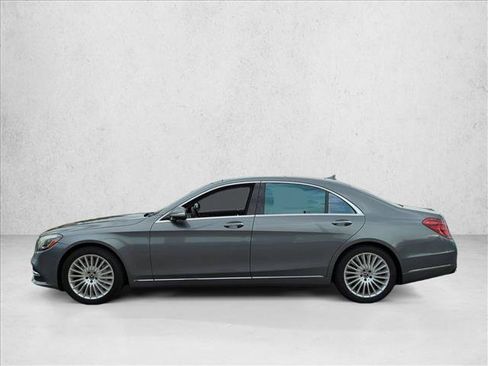 Used 2018 Mercedes-Benz S 560 Sedan image 9