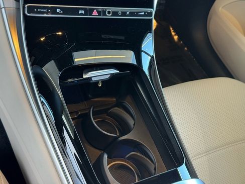 Certified 2025 Mercedes-Benz GLC 300 image 14