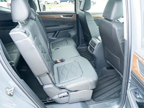 New 2026 Volkswagen Atlas SE FWD image 40