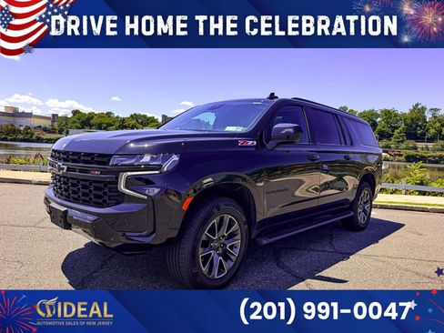 Used 2024 Chevrolet Suburban Z71 AWD/4WD image 2