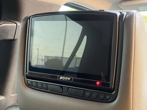 Used 2020 Ford Expedition XLT w/ Equipment Group 202A RWD image 29
