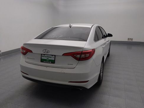 Used 2017 Hyundai Sonata SE image 7
