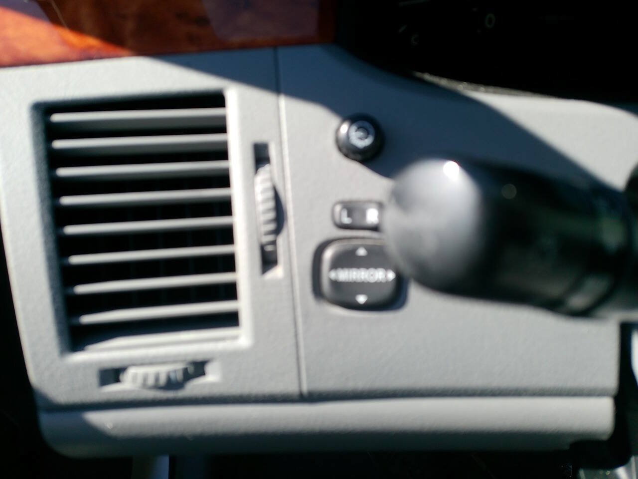 Used 2006 Toyota Avalon XLS FWD image 40