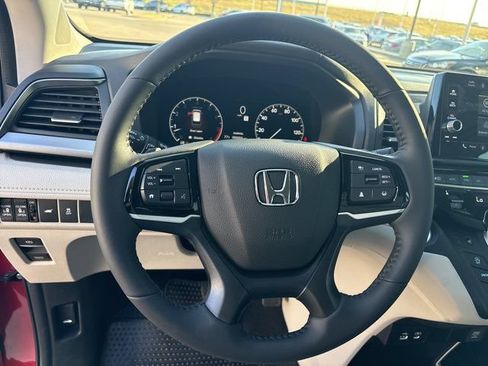 New 2027 Honda Odyssey EX-L image 17