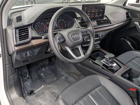 Used 2023 Audi Q5 2.0T Premium w/ Convenience Package AWD/4WD image 15