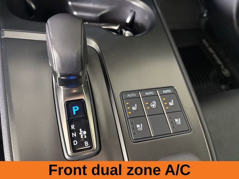 Used 2025 Lexus UX 300h FWD image 19