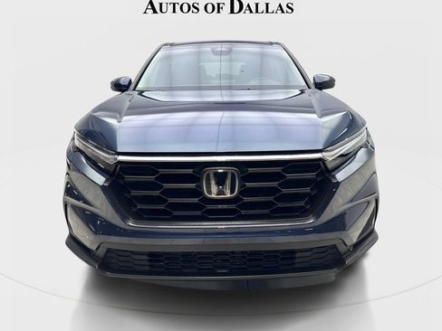 Used 2025 Honda CR-V LX image 3