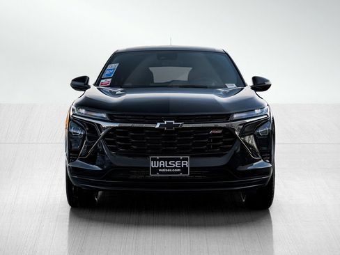 New 2026 Chevrolet Trax RS w/ Sunroof Package image 2