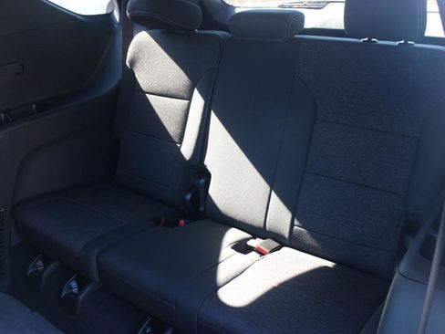 New 2025 Chevrolet Traverse LT w/ Driver Confidence Package image 10