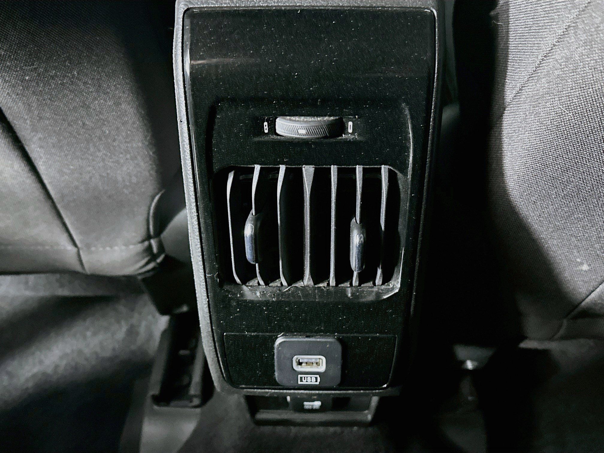 Used 2024 Jeep Compass Sport AWD/4WD image 28