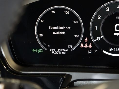 Certified 2026 Porsche Cayenne GTS AWD/4WD image 26