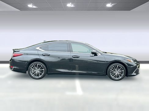 Certified 2024 Lexus ES 300h w/ Premium Package FWD image 7