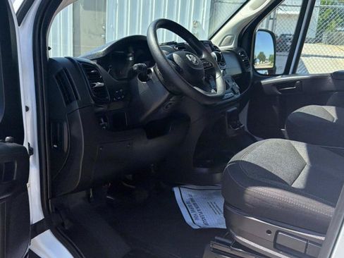Used 2023 RAM ProMaster 3500 w/ Black Appearance Package FWD image 5