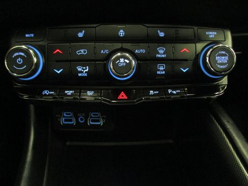 Used 2021 Dodge Durango GT image 26