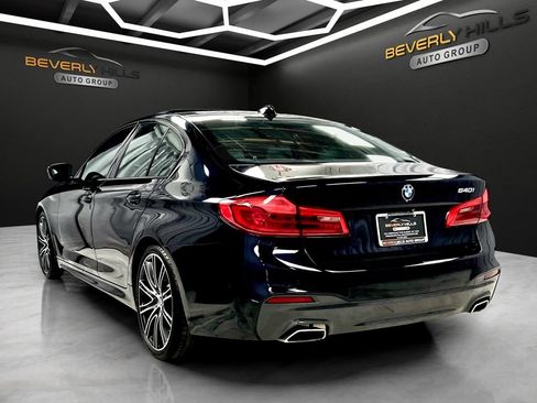 Used 2019 BMW 540i w/ M Sport Package RWD image 3