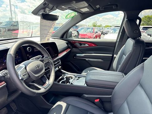 Used 2026 Chevrolet Traverse Z71 AWD/4WD image 12