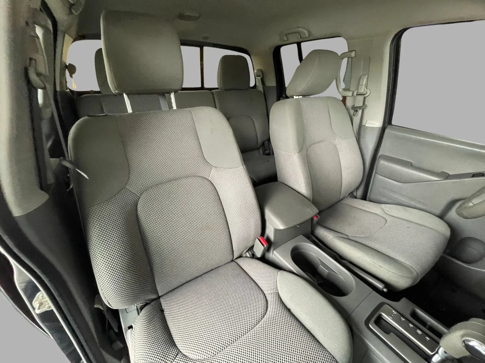 Used 2019 Nissan Frontier SV AWD/4WD image 3