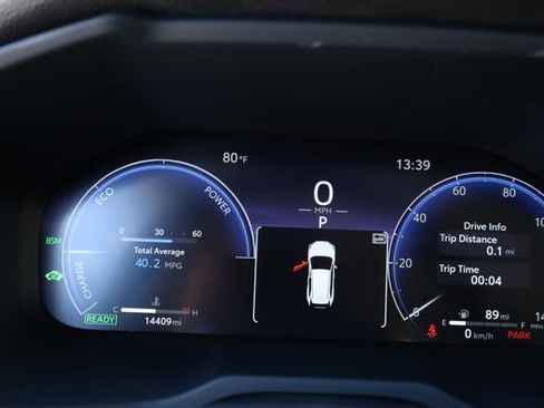 Used 2025 Toyota RAV4 Limited w/ Advanced Technology Package image 31