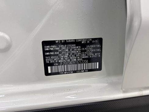 New 2026 Subaru Crosstrek 2.5i Limited w/ Crosstrek Mirror Package image 28