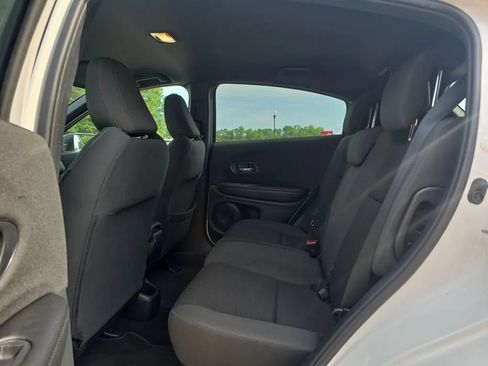 Used 2021 Honda HR-V Sport image 37