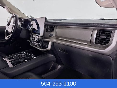 Used 2024 Ford Expedition Max XLT RWD image 32